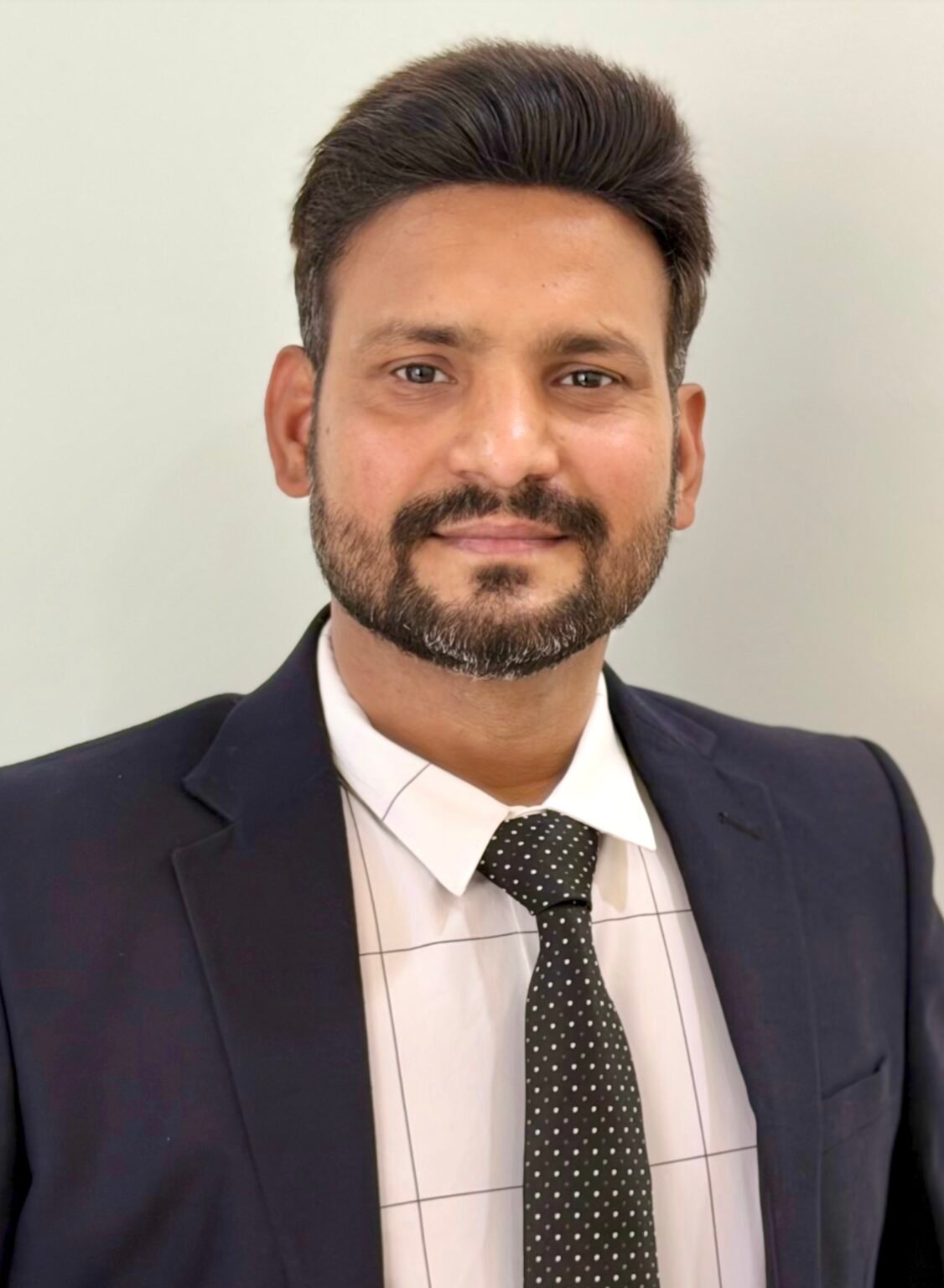 DR NAVEEN KUMAR PROF PHOTO